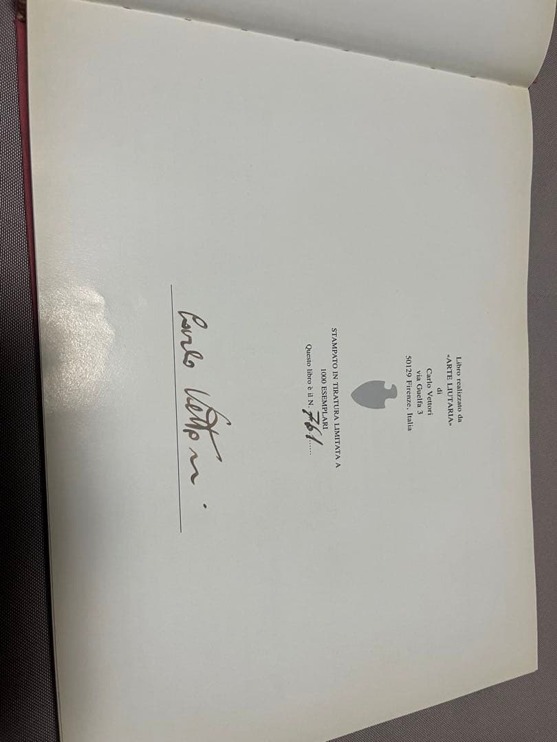 1980年代にイタリアで行われたバイオリン展示会の図鑑です。