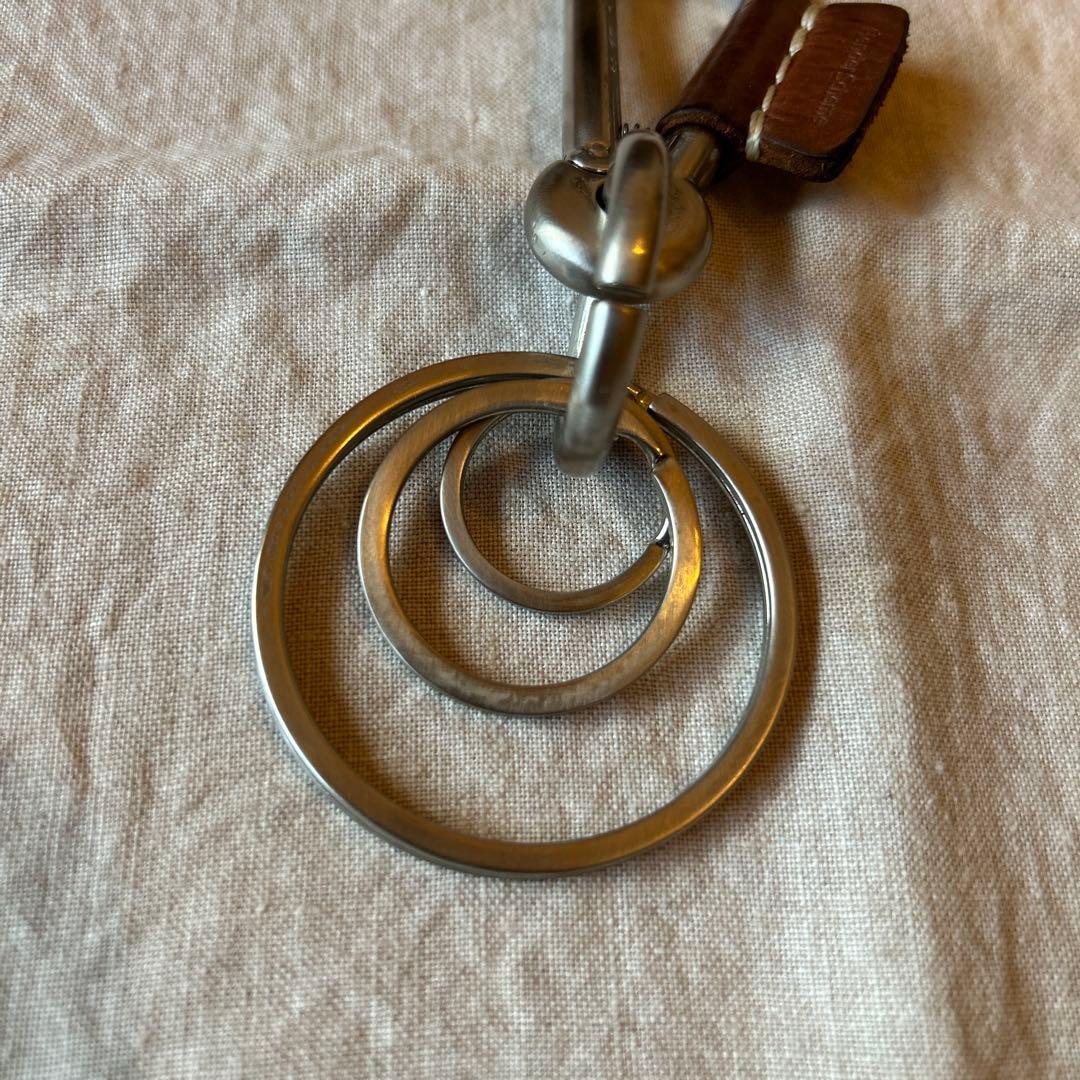 Hender Scheme エンダースキーマ カラビナ レザー ナチュラル