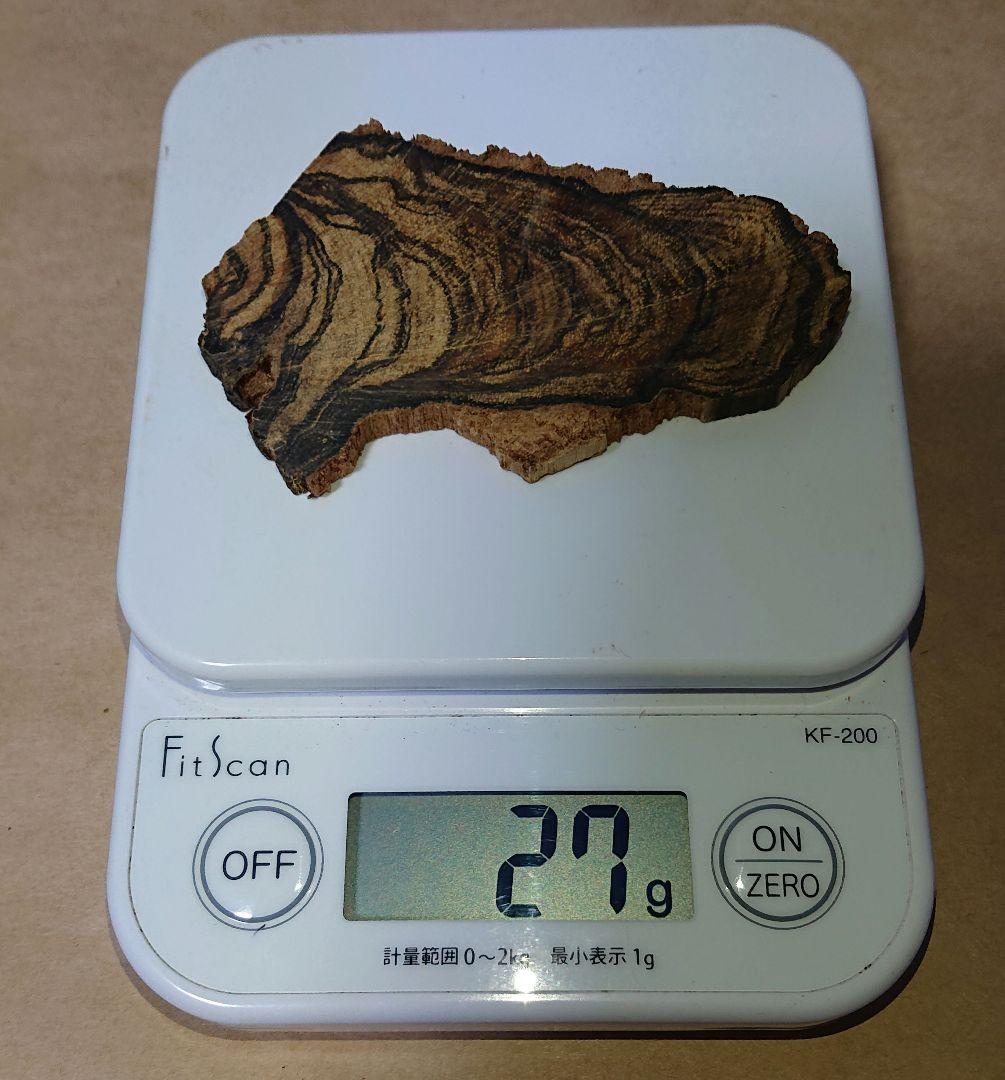 香木 沈香 伽羅 聞香◎品名 天然 カンボジア産 黄熟香27g ①