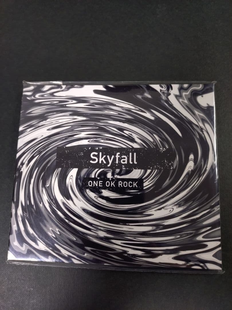 【新品未開封】ONE OK ROCK 会場限定盤CD skyfall ワンオク