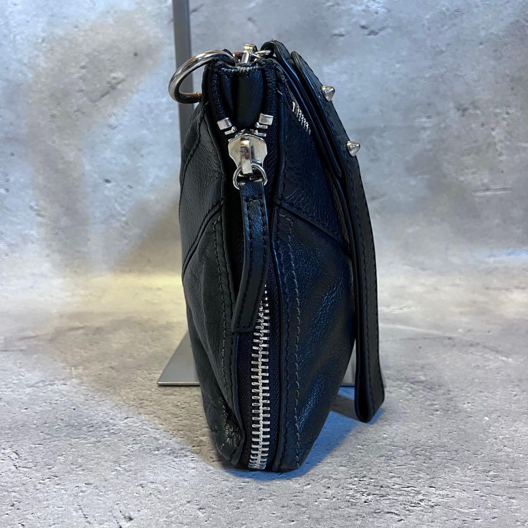 DIESEL ブラックレザーショルダーバッグ