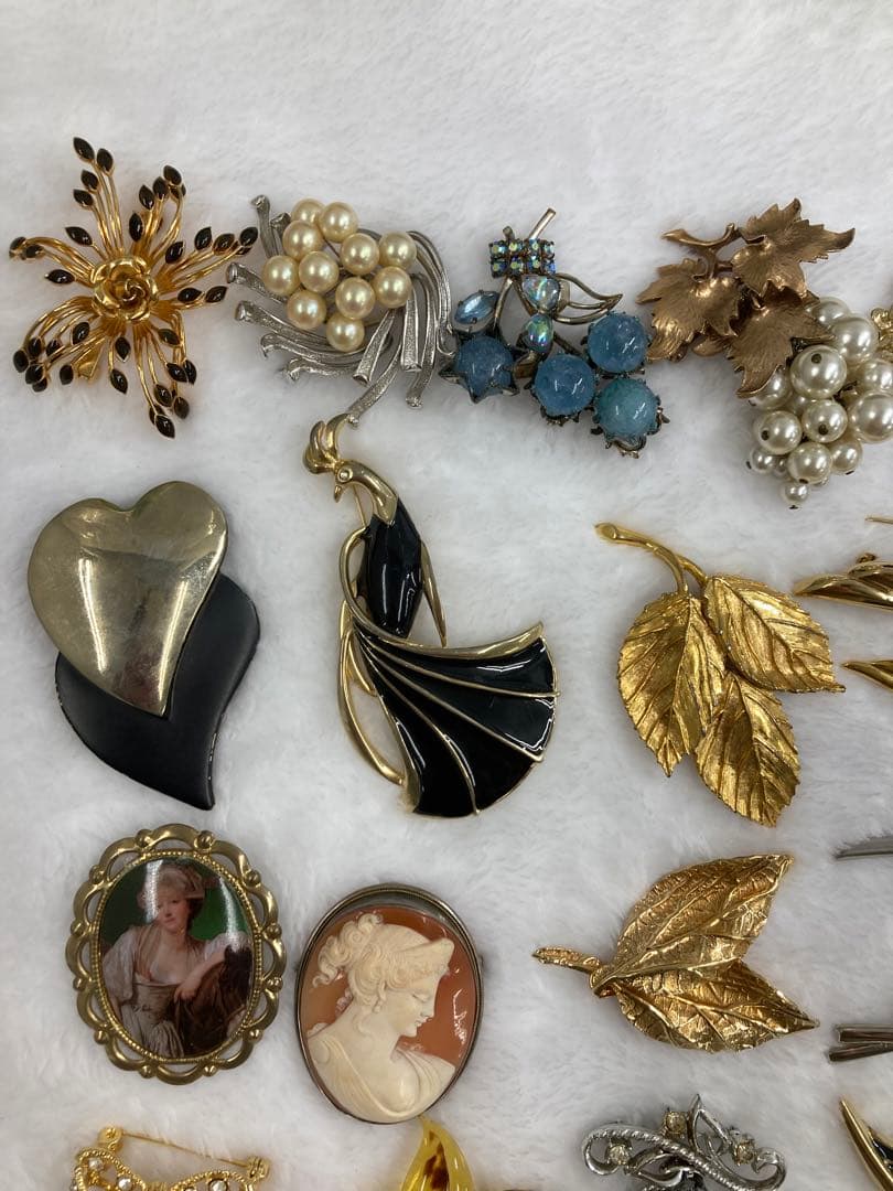 レディース　アクセサリー　プローチ　真珠　宝石　プローチ55点まとめ売り