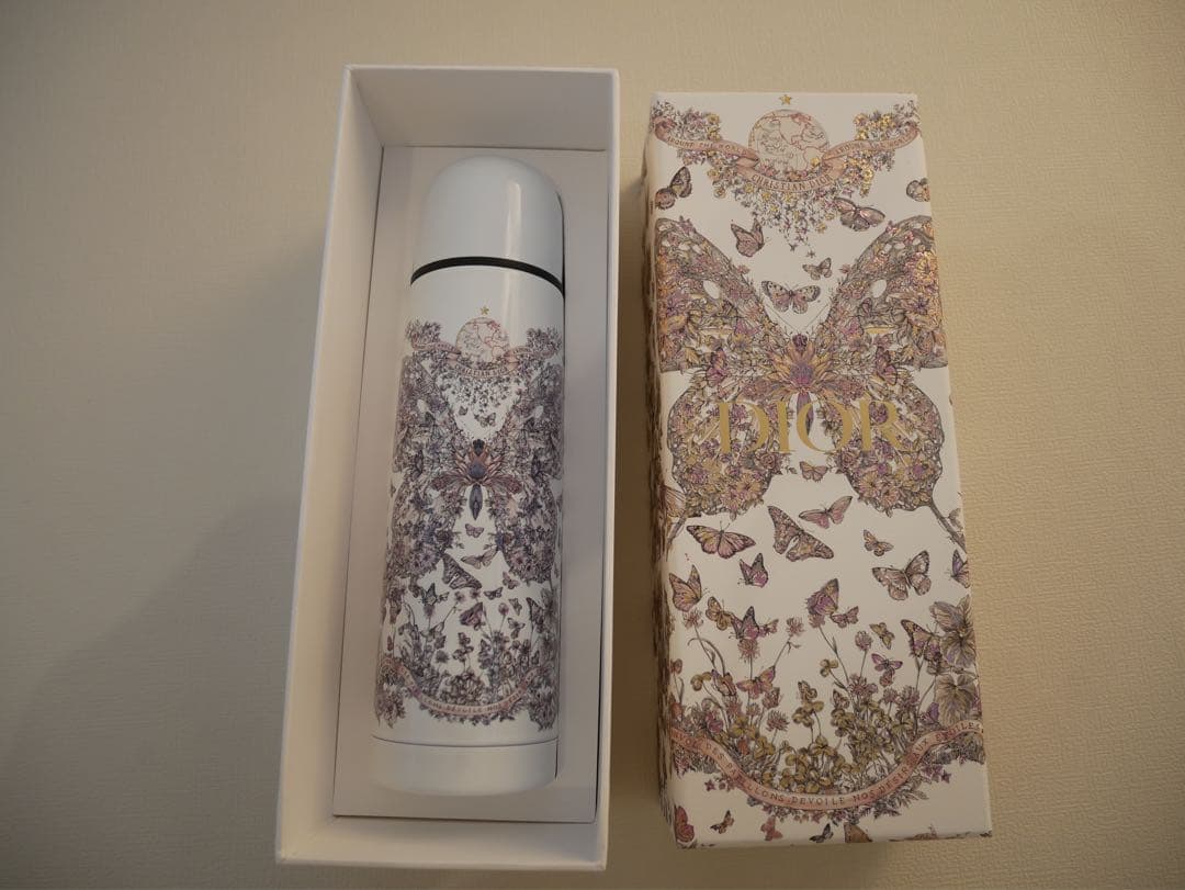 s*i様 【新品未使用】Christian Dior 水筒 蝶と花デザイン 約5