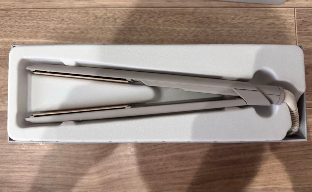 radiant LITE グレージュ LM130