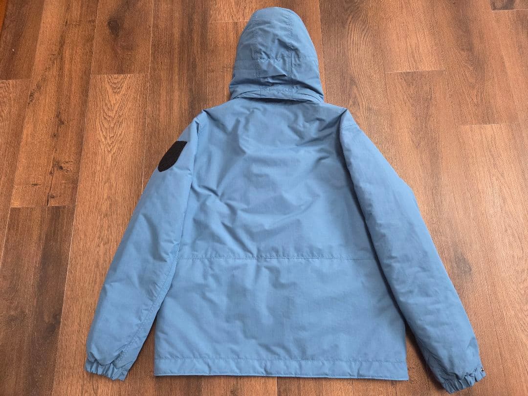 Patagonia フード付きナイロンジャケット