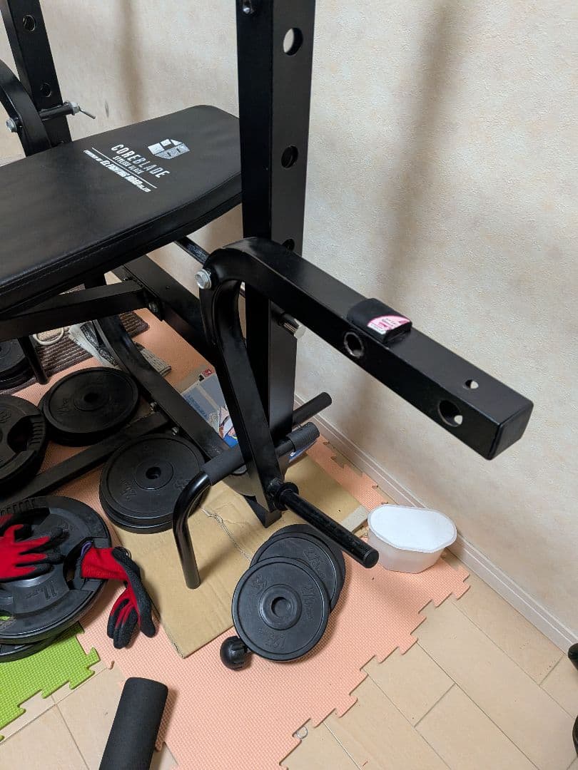 トレーニングベンチ ブラック。バーと重り中古