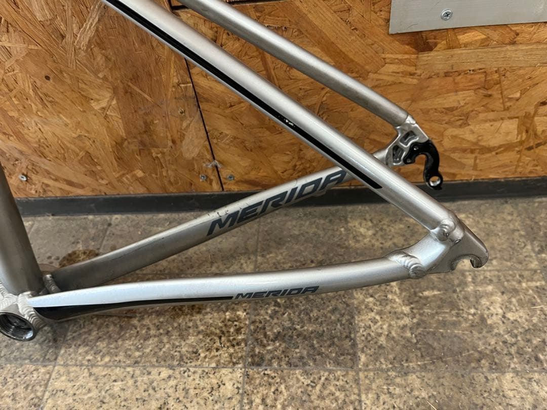 MERIDA SCLUTURA400 フレーム