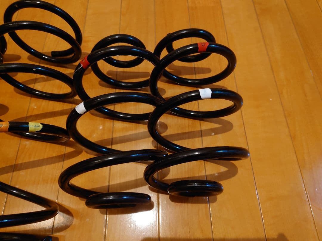 納車時交換 美品 H22年式 日産キューブ Z12 純正スプリング 前後1台分