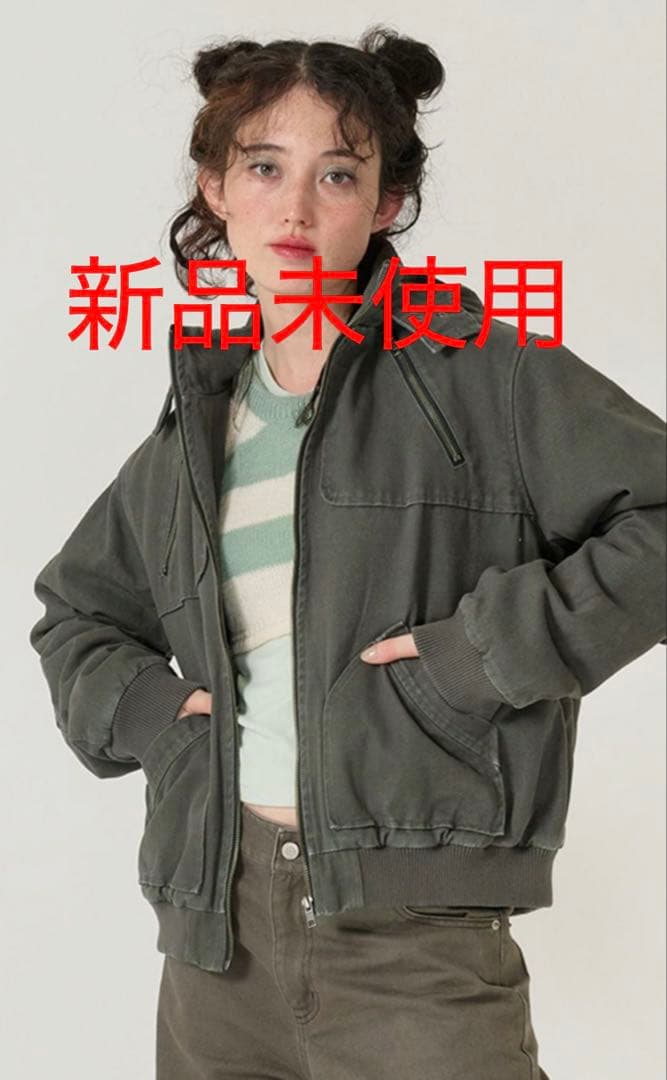 ジップアップフード付き ボンバージャケット TINA：JOJUN新品未使用