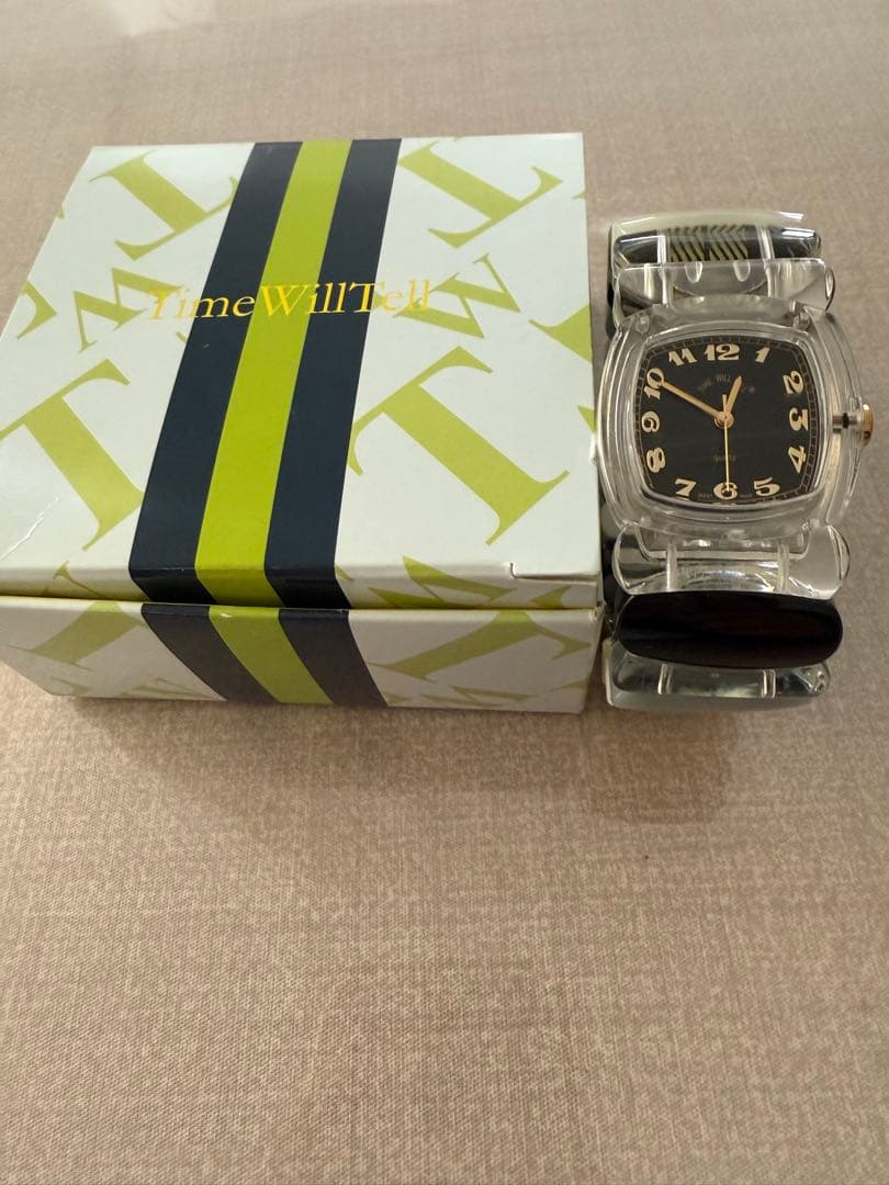 TimeWillTell スクエア型 ブラックダイヤル 時計