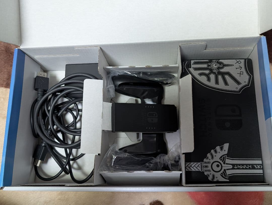 NintendoSwitch　本体　ロトエディション