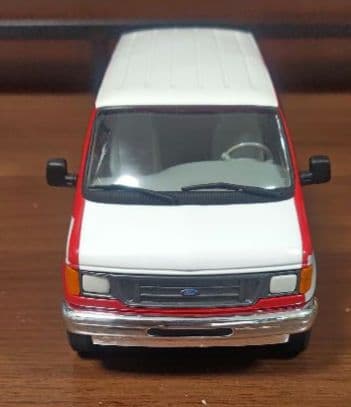 JL ジョニーライトニング フォード E-250 バン コカコーラ 1/24