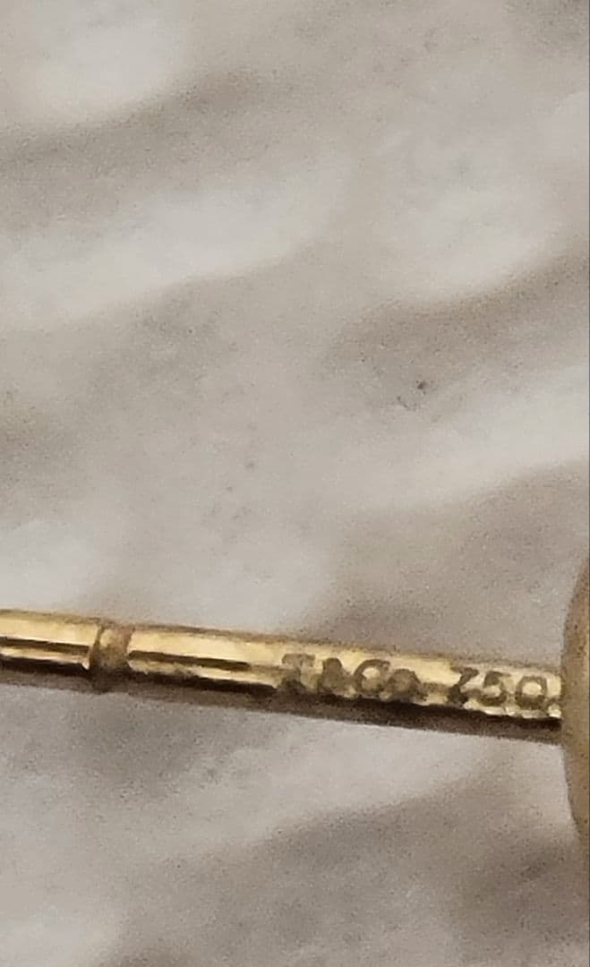 TIFFANY & Co. 片耳 K18 ハート型 ピアス(片耳用)