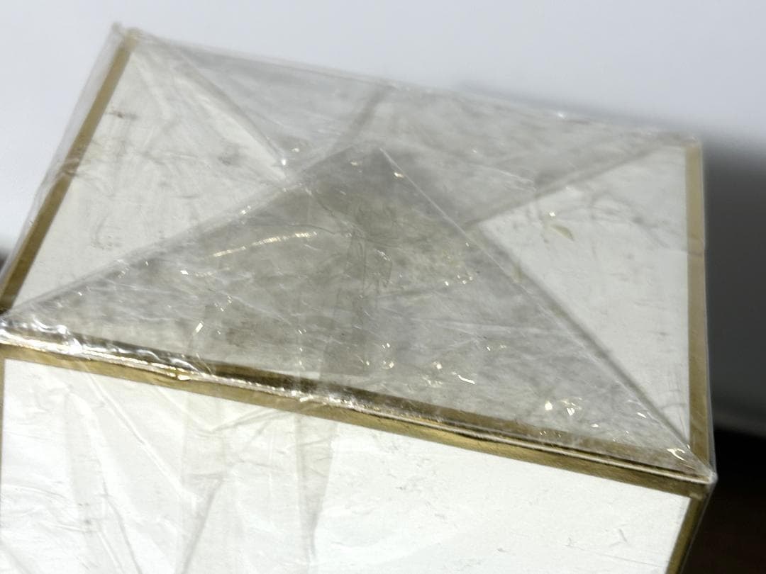 A14◎ヴォリュプテオードトワレ　オスカー デ ラ レンタ　100ml