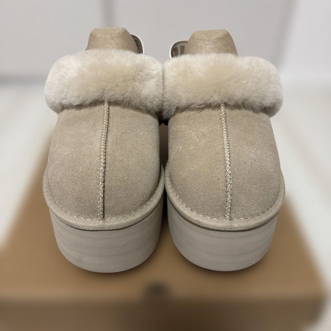 M1caliN 様 UGG ベージュ ファー付きスリッポン 7サイズ