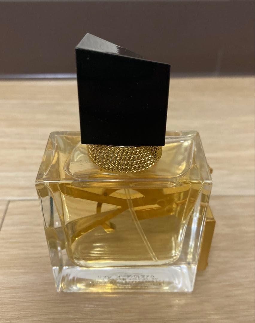 YSL イヴサンローラン リブレ オーデパルファム 30ml ミラー付き