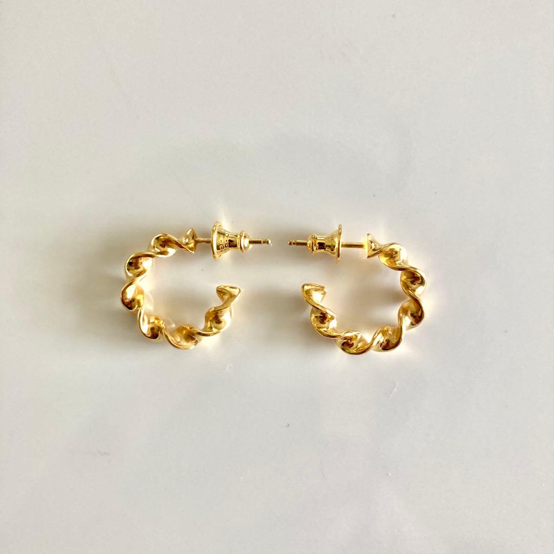 両耳　ゴールド　18金　ピアス　18mm クロムハーツ　BWL