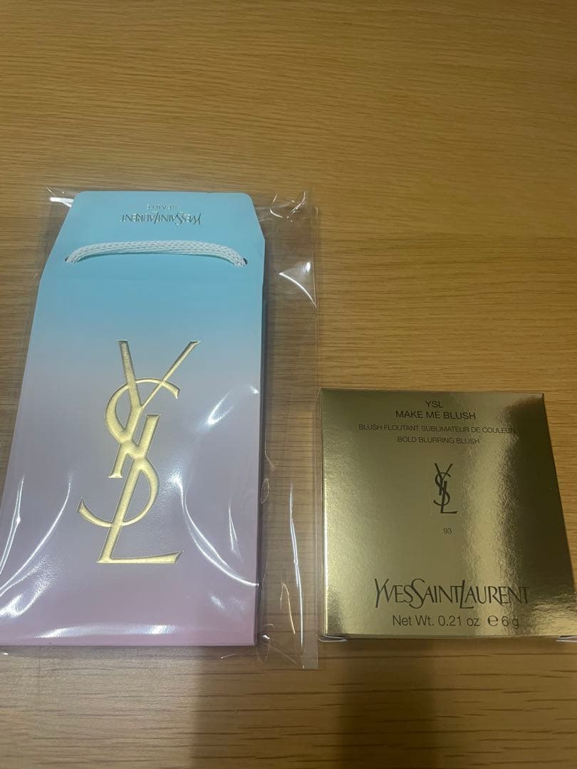 イヴ サンローラン メイクミーブラッシュパウダー 93 - レストレス ロゼ