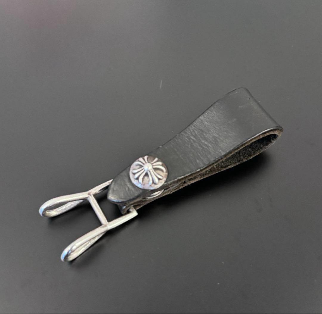 CHROME HEARTS クロムハーツ ベルトループ クロスボタン レザー