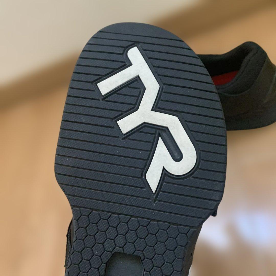 TYR L-1 エクストラワイド ブラック 9.5 / 11(約27cm)