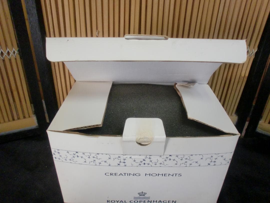 白*ま様 ロイヤルコペンハーゲン2006Fox year figure 　新品未