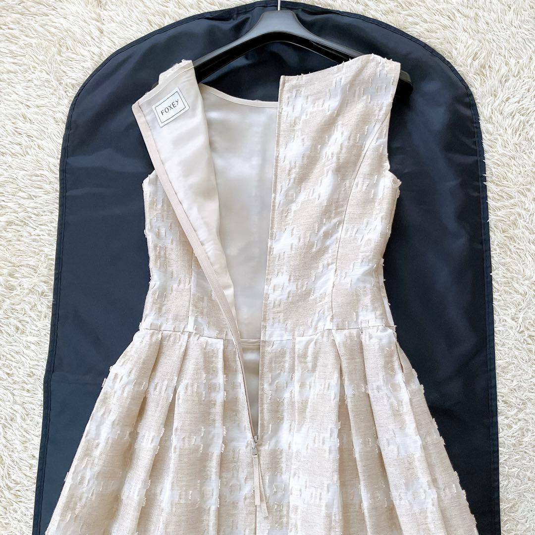 美品✨フォクシー Hydrangea リネン混 ノースリーブ ワンピース 38