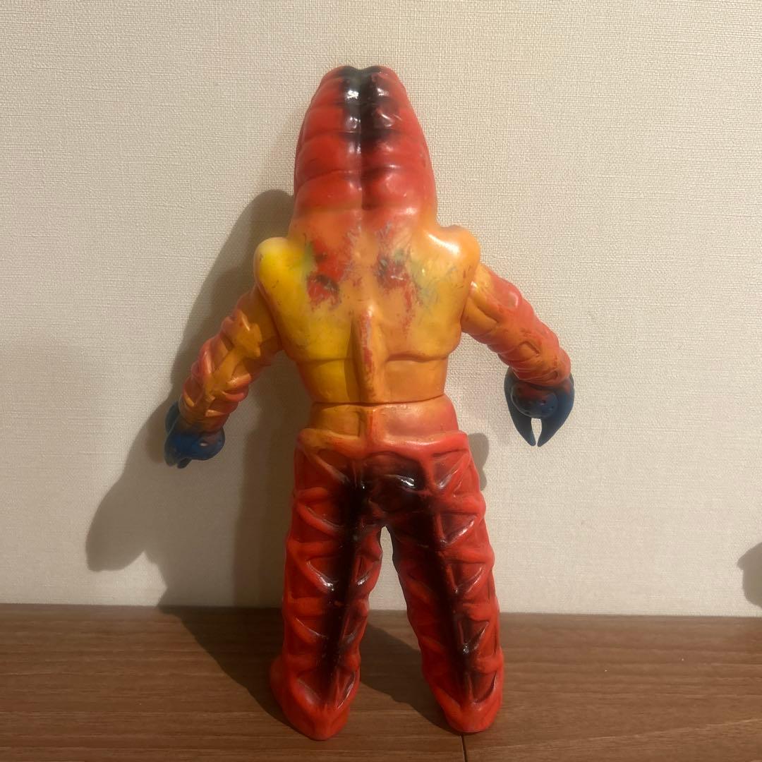 ブルマァク　当時物　スタンダードサイズ　ゴドラ星人　背中にうっすら記名あり