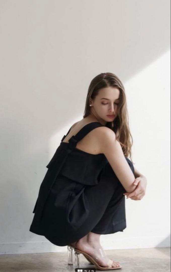 carla カーラ　ビラクビスチェトップス ブラック