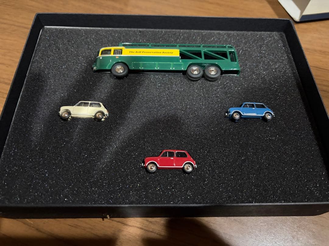 【最終値下げ】プレミアムクラシックス　ミニトランスポーター　ミニ3台付(未開封)