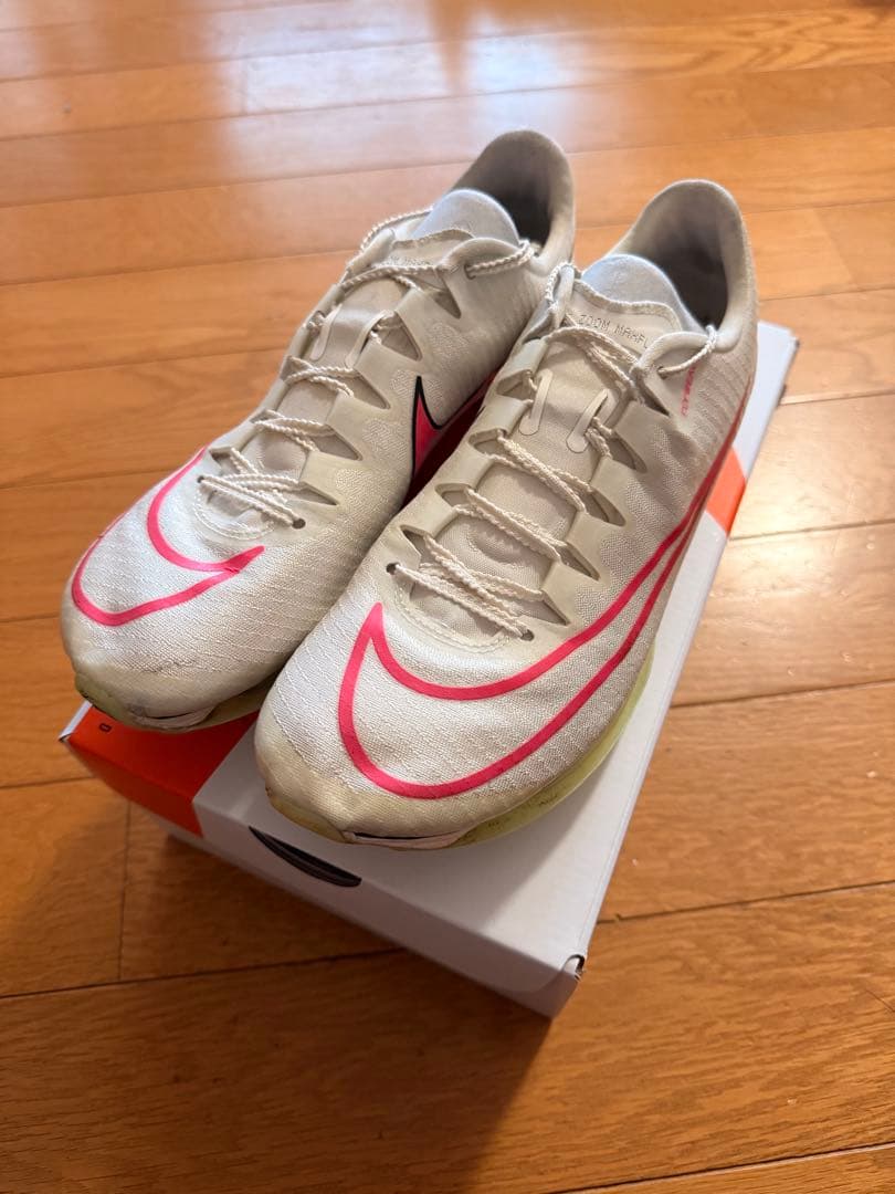 Nike エアズームマックスフライ