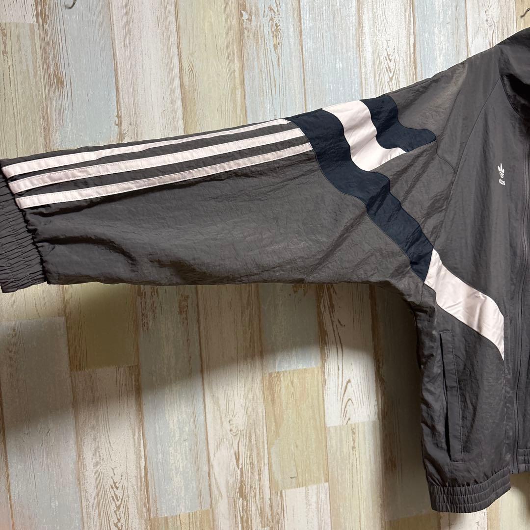 adidas レアル・マドリード ナイロンジャケット