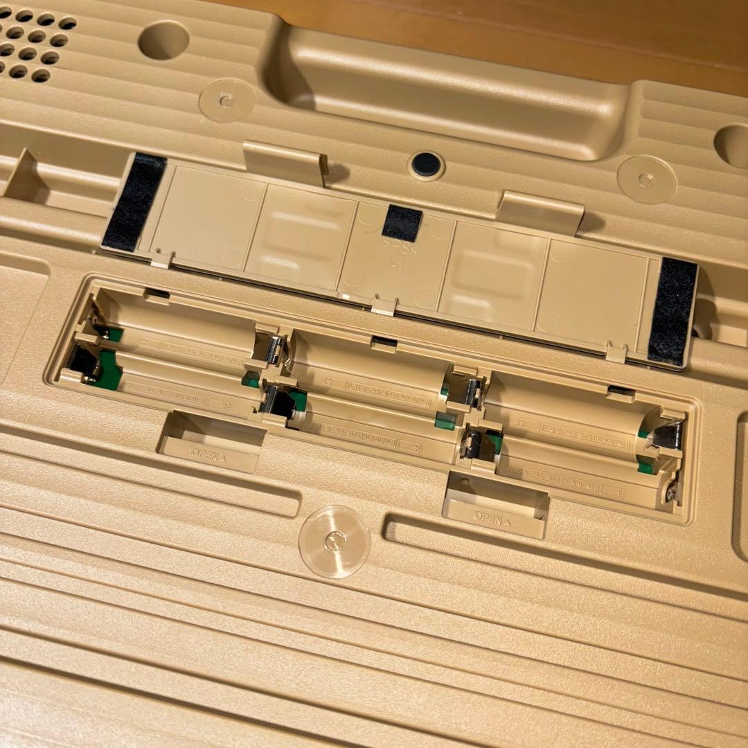 CASIO電子キーボード 光ナビゲーション LK-526 2022年製