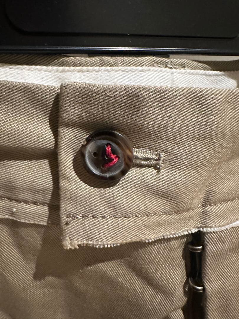 メゾンマルジェラ　ベージュ チノパン