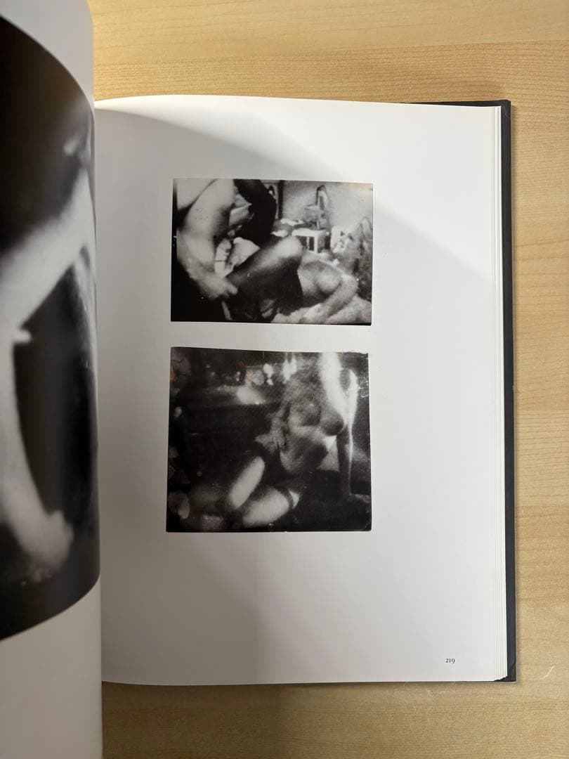 アート・デザイン・音楽 Miroslav Tichy Form of Truth