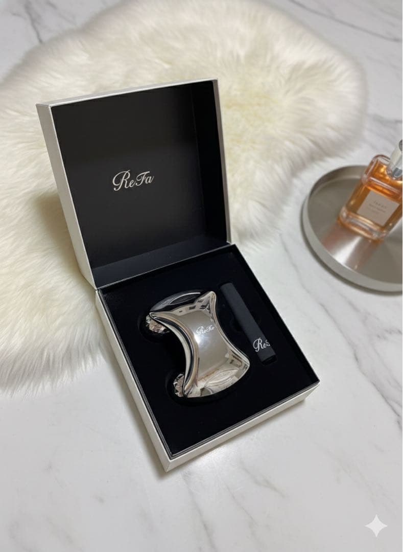 ReFa リファ 美顔ローラー 正規品 ケース・保証書・説明書付き※保証期限切れ