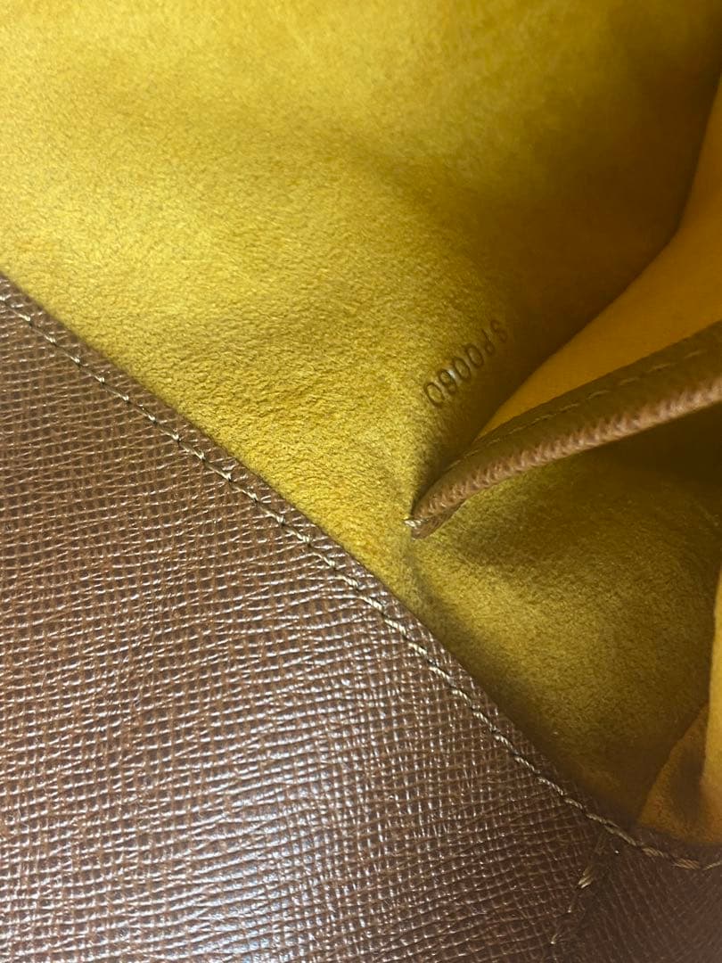 Louis Vuitton タンゴ