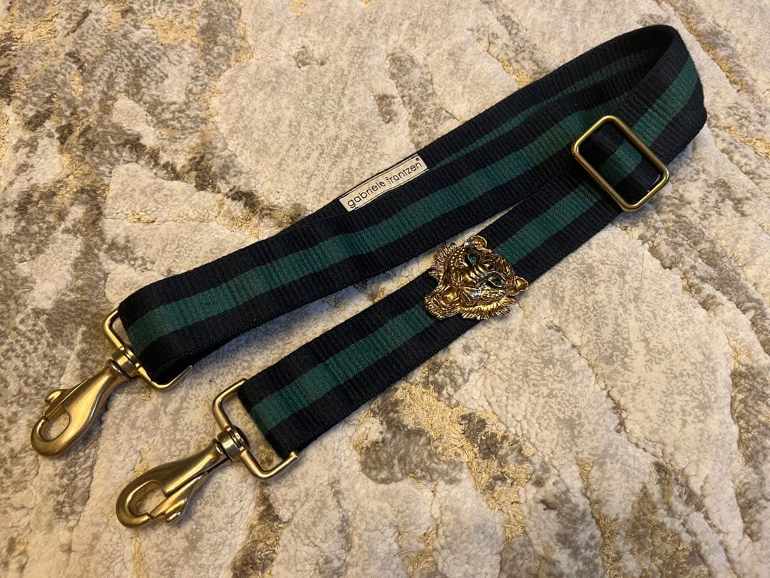 ★美品★アパルトモン ガブリエルフランツェン タイガーバッグストラップ　グリーン