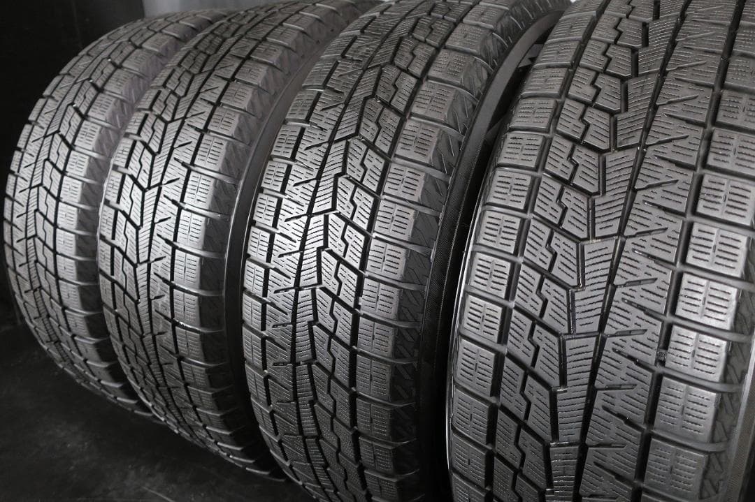 極上9.5分山 国産スタッドレス ヨコハマ 205/65R16 ヤリスクロス