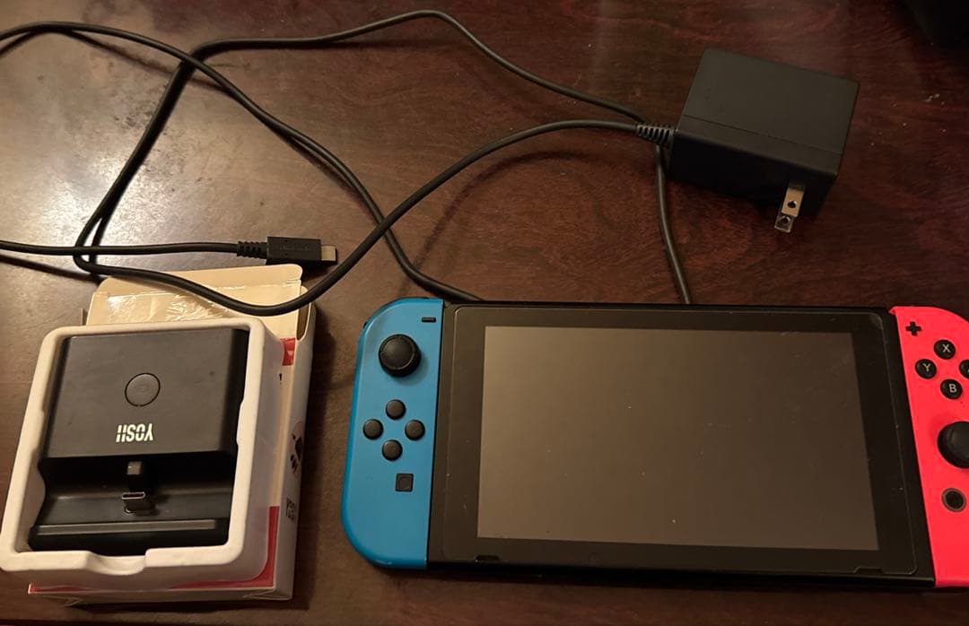 Nintendo Switch 本体　Joy-Con 純正充電ケーブルのセット