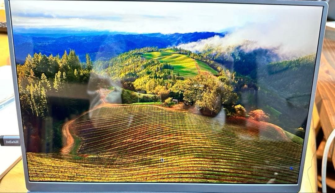 モバイルモニター 4k 13.4 インチ IGZOスクリーン