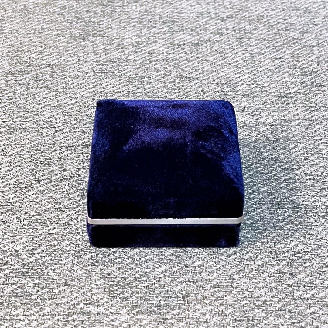 【シマウマ】K刻印あり ファイアオパール タイタックピン ケース付き 金