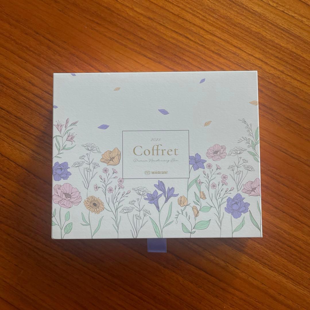 ワンちゃん☻︎モイスティーヌ コフレ 2025 新品未使用