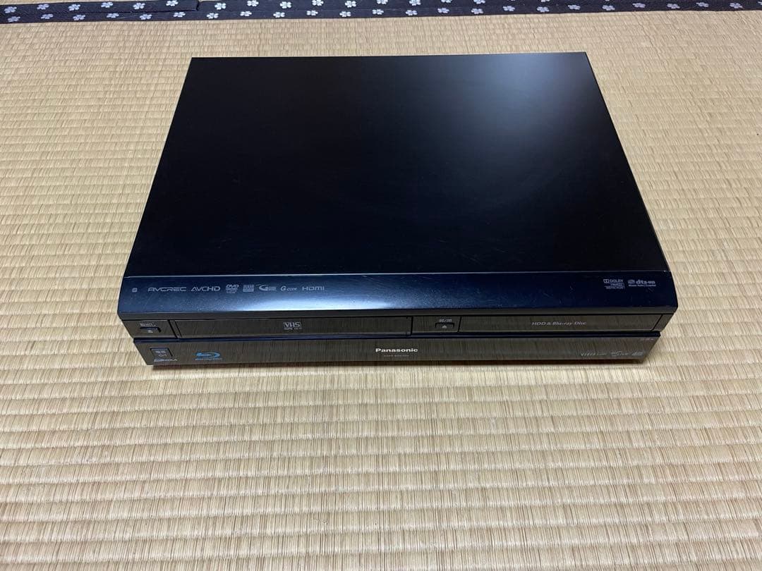 Panasonic ブルーレイレコーダー DMR-BR670V VHS対応