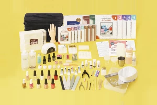 ユーキャン　ネイル　資格　ネイリスト資格取得講座　2級　3級