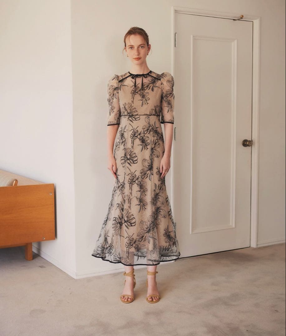 Leja 花柄リボンパフスリーブマーメイドワンピースドレス　クリーニング済み