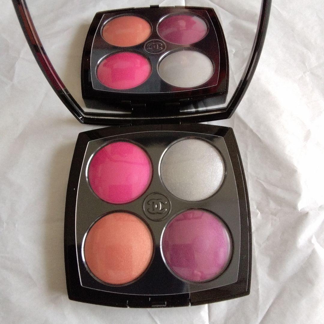 CHANEL 　エンチャンテッドナイト　アイシャドウ⁄チークカラー