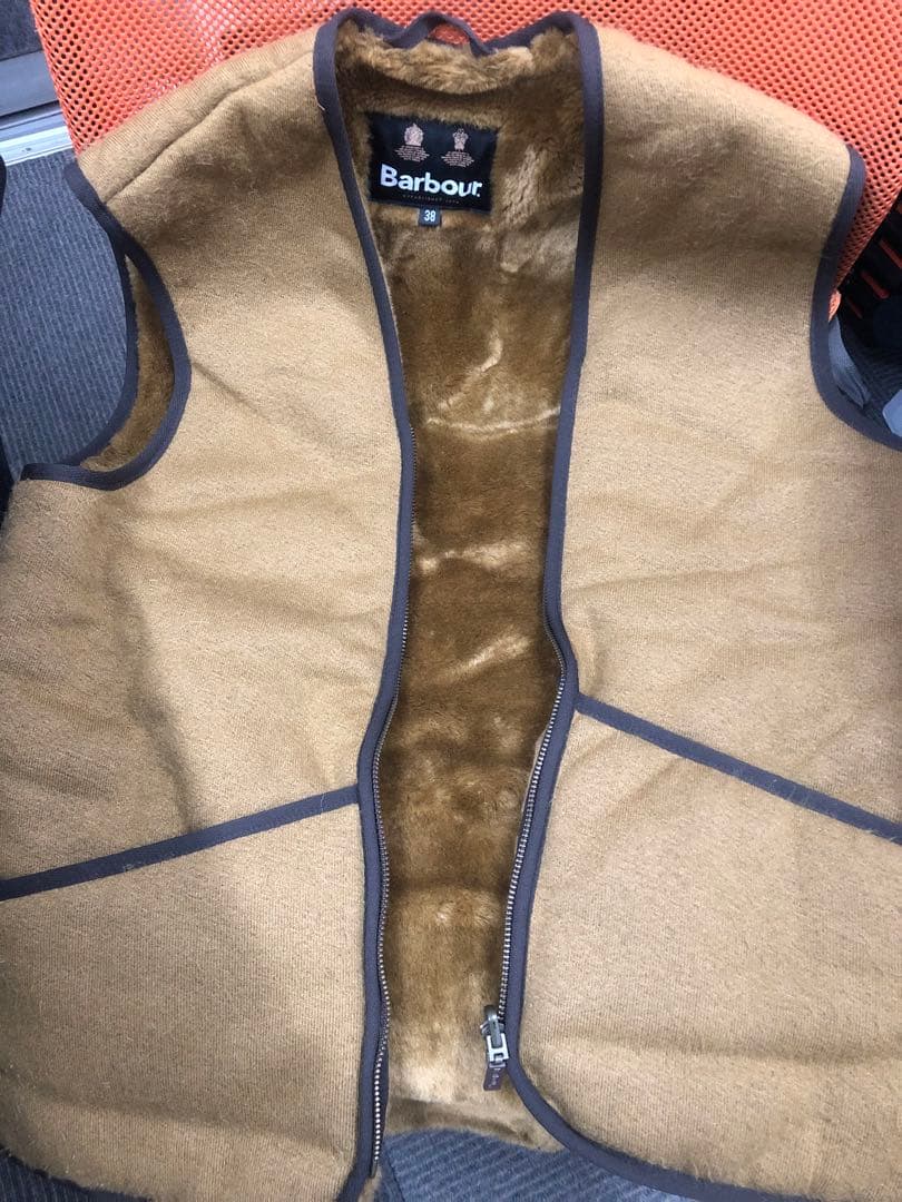 barbourバブアー ファーライナーベスト　38サイズ