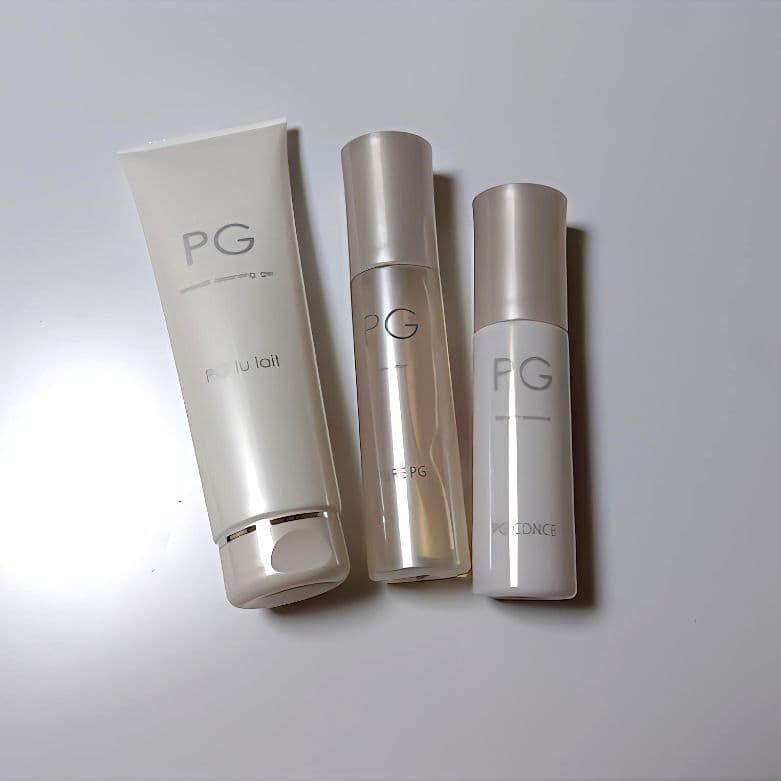 マーキュリー　クレンジング、ローション、美容液