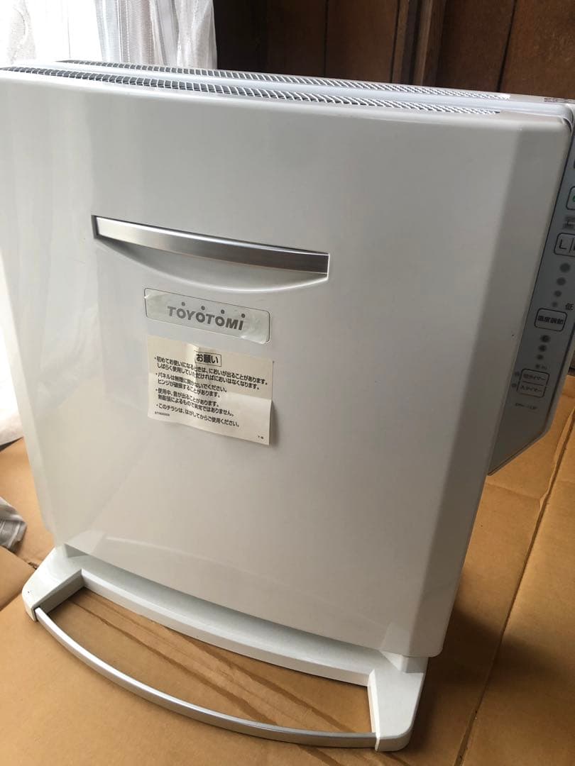 トヨトミ 遠赤外線パネルヒーター ホワイト EPH-123F