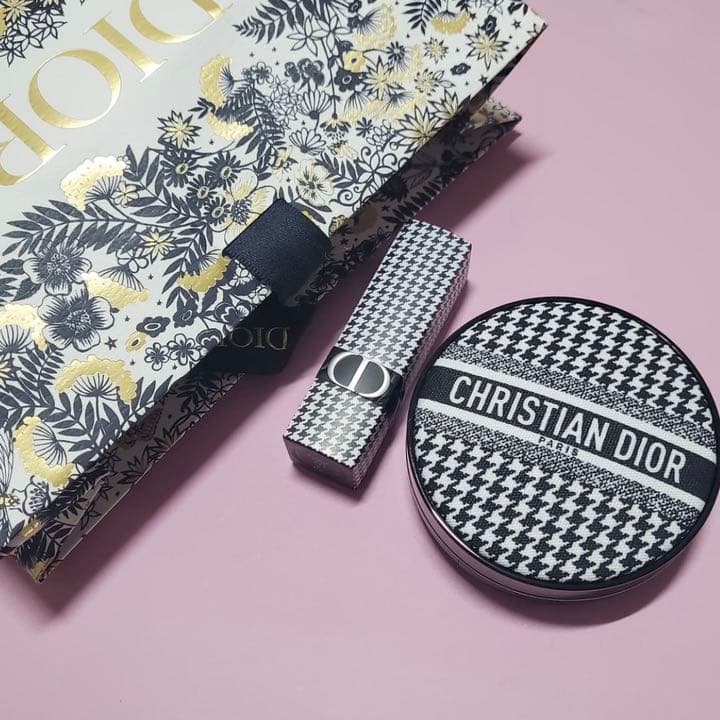 本日発売！DIOR千鳥柄リップ525